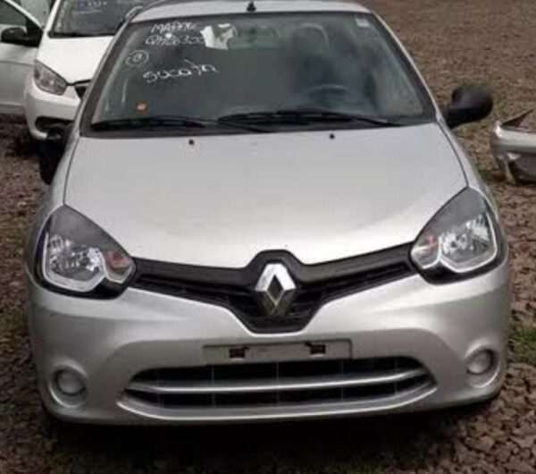Parachoque Dianteiro Clio 2015